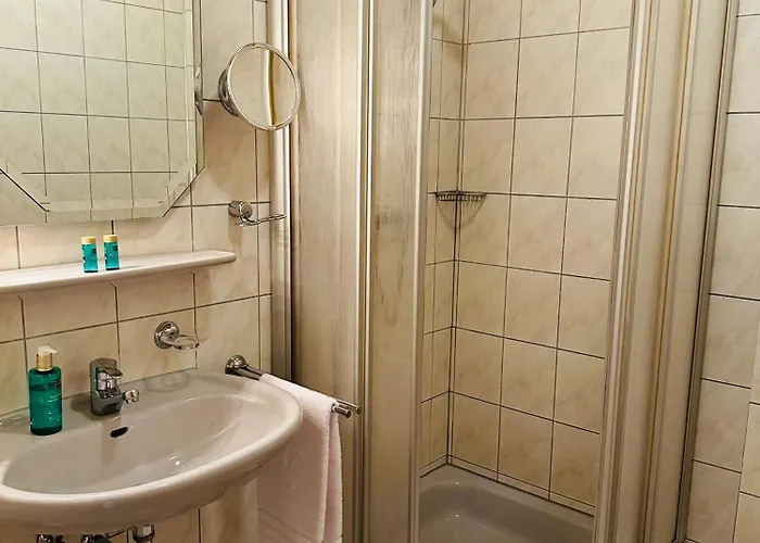 Gaestehaus Han/Misafirhane Tönisvorst